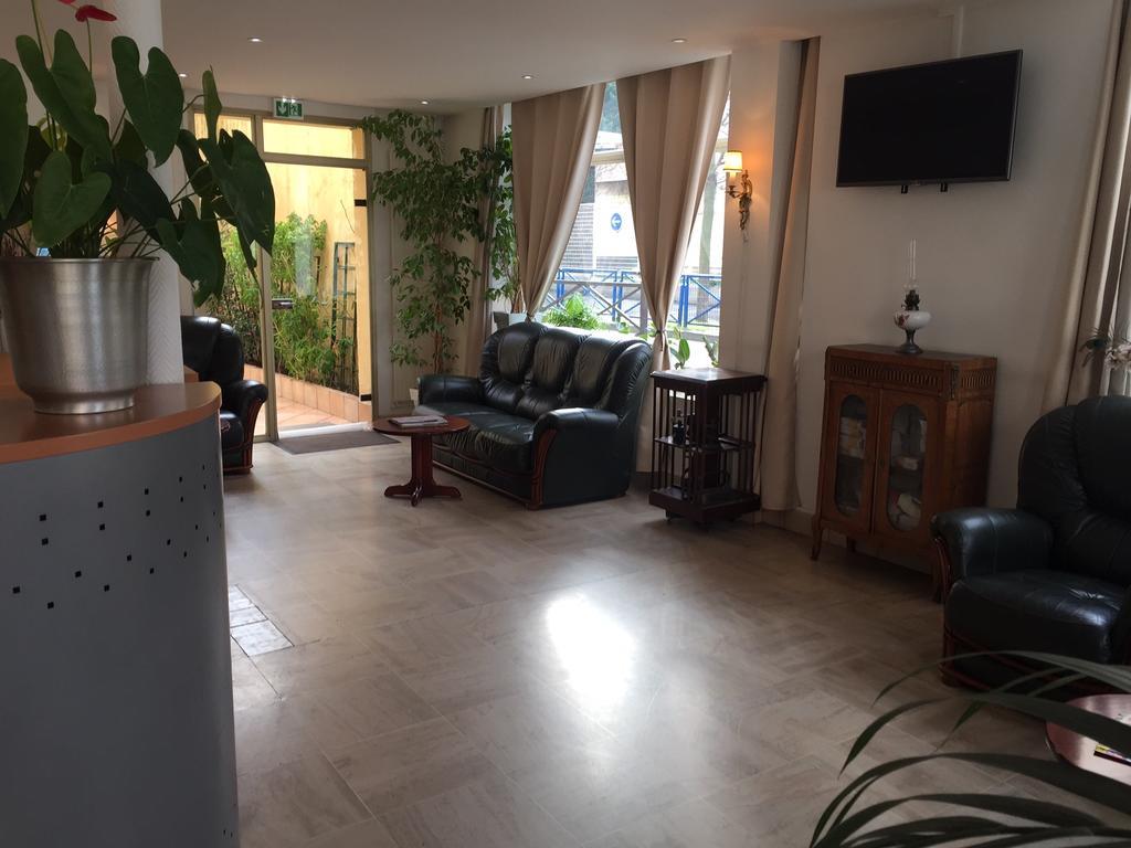 Les Jardins D'Asnieres Hotel Exterior foto